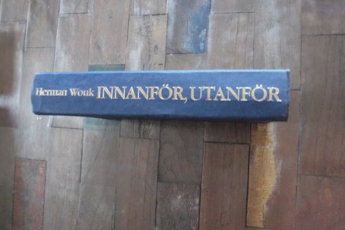 Innanför, utanför författare Herman Wouk