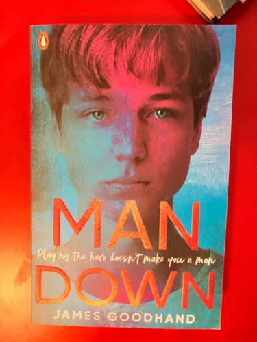 Man Down av James Goodhand - pocket english / engelska, barn och unga 12-15 år