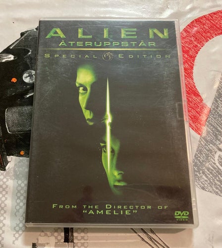 ALIEN - ÅTERUPPSTÅR DIR CUT (ALIEN: RESURRECTION 1997) SVENSK SPECIALUTGÅVA 2DVD