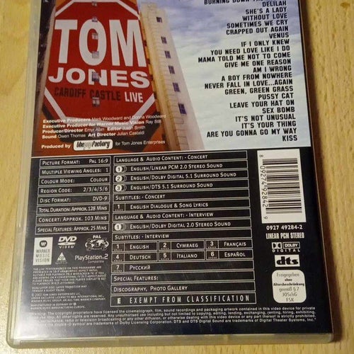 DVD - TOM JONES - LIVE AT CARDIFF CASTLE