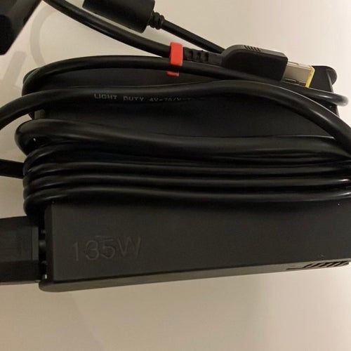 Lenovo 135W nätadapter