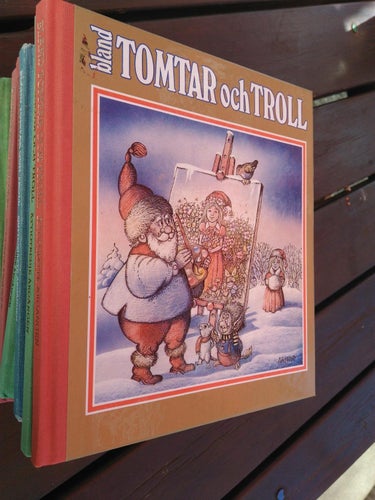 bland Tomtar och Troll åttiosjätte årgången. bok, inbunden Very Fine plus