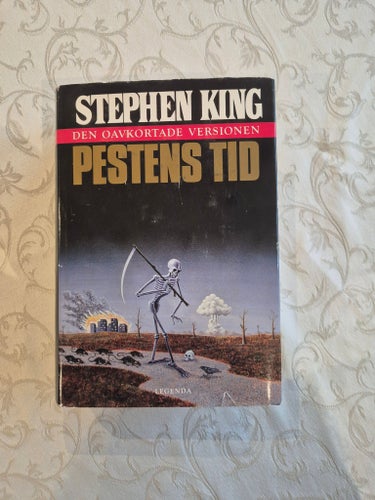 Pestens tid av Stephen King, 1989. En raritet och första utgåva.