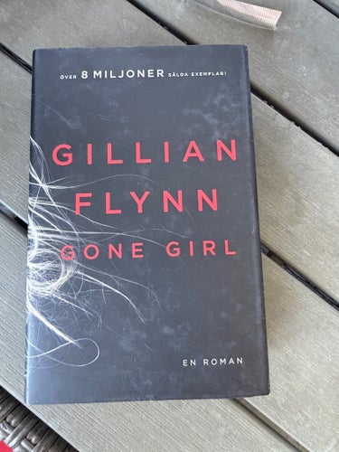Gone Girl av Gillian Flynn, 2013