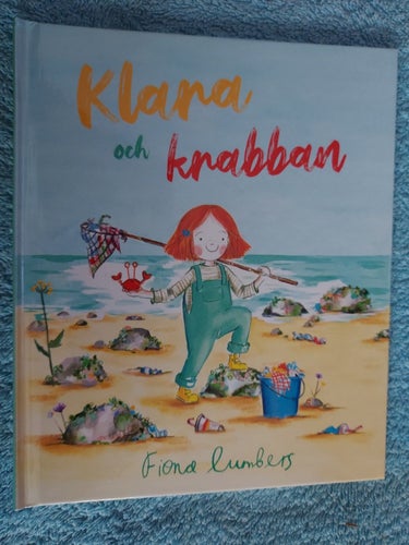 Bok Barn Klara och krabban Bredd 16,5 cm/Höjd 20 cm