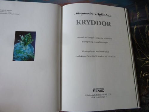 MARGUERITES KRYDDOR, 1998, BOK
