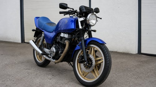 Körklar Honda CB400N i café/customstil – nytt lägre pris, kan visas i Göteborg.