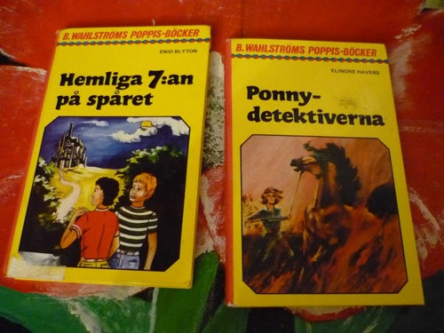 BOK, 2 STYCKEN B. WAHLSTRÖMS POPPIS-BÖCKER, PONNYDETEKTIVERNA, HEMLIGA 7:AN PÅ S