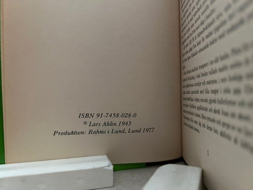 Tåbb med manifestet av Lars Ahlin, bok, Very good plus