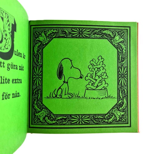 SNOBBEN - JULEN ÄR FRID OCH FRÖJD 1967 Samlarex FN+ FORUM JUL SNOOPY PEANUTS