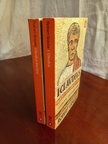 I, Claudius & Claudius the God av Robert Graves, 1977
