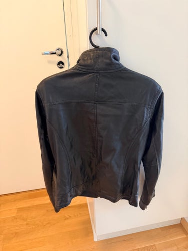 Real Leader Jacket!
