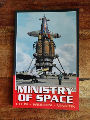 Ministry of Space af Ellis, Weston, Martin