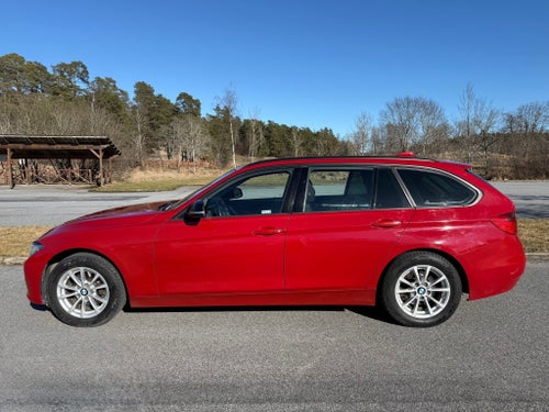 BMW 320xd Touring - Melbourne Red Metallic | Automat | Välutrustad