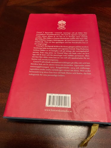 Gustaf V - En Biografi av Stig Hadenius