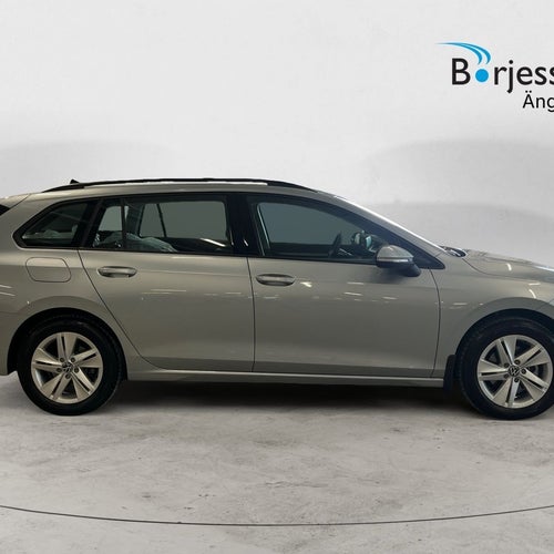Volkswagen Golf Sportscombi 1,5 eTSI 150 HK DSG Drag Värm