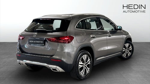 Mercedes-Benz GLA 250 e Panorama Dragkrok Keyless Go