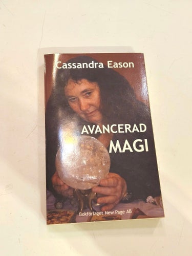 Avancerad Magi av Cassandra Eason, 2006, new age, personlig utveckling, häxkonst