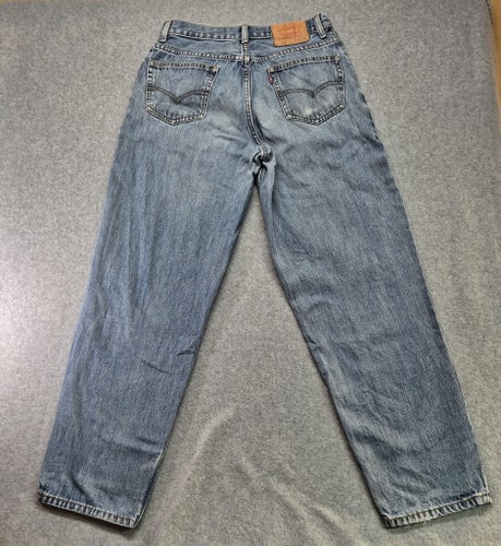 Levi's 560 jeans W 31 L 32 lite slitage bak i benslut mjuka i tyg