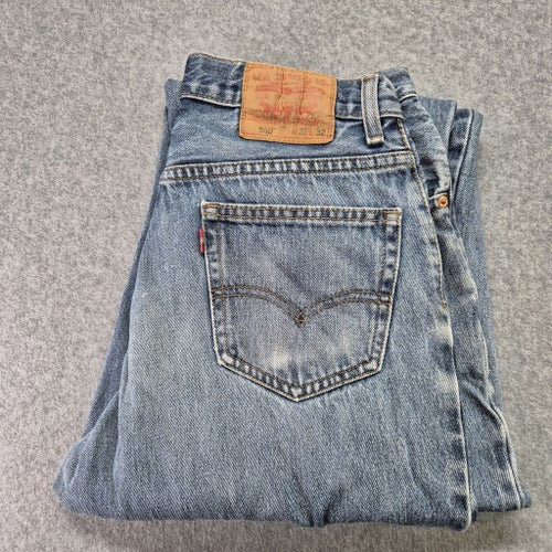 Levi's 560 jeans W 31 L 32 lite slitage bak i benslut mjuka i tyg