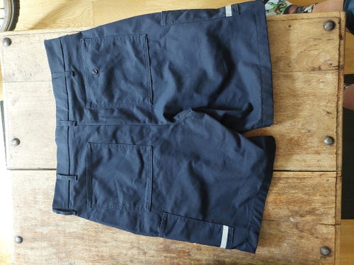 Vf Imagewear mörkblå shorts, storlek 36R-095