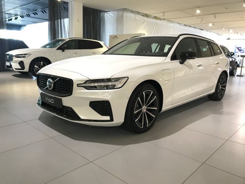 Volvo V60 T6 Plus Dark Nordic Edition
