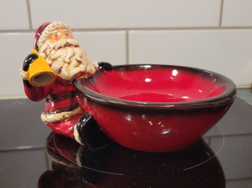 Skål i keramik med jultomte