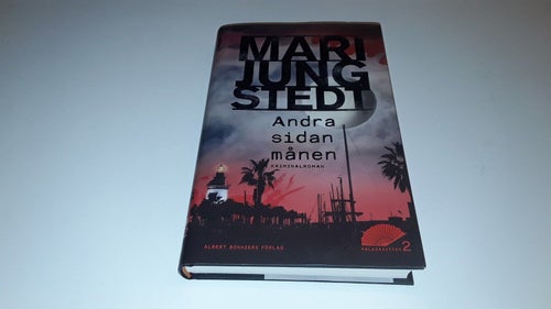 Mari Jungstedt - Andra sidan månen (Inbunden)