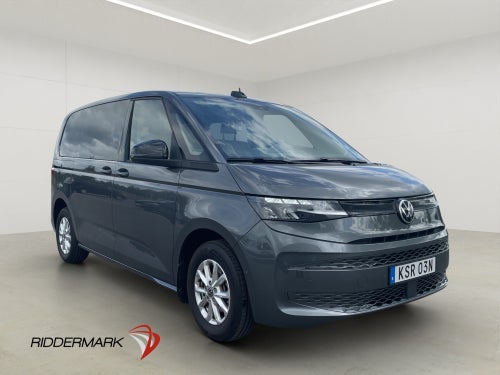 Volkswagen Multivan 6-Sits Cockpit Dragkrok Värmare CARPLAY