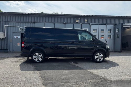 Volkswagen Transporter T30 2.0 TDI BMT DSG Sekventiell