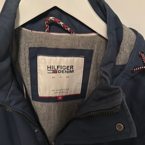 Hilfiger Denim blå jacka, storlek S
