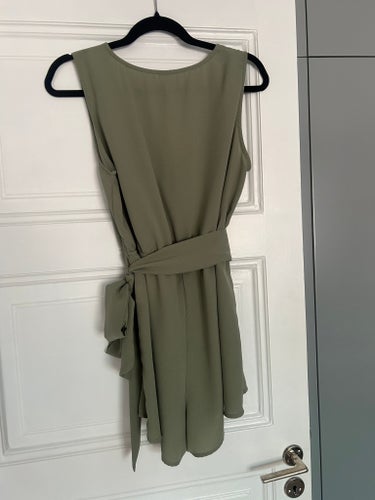 Grön jumpsuit