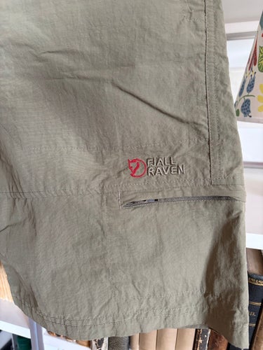 Fjällräven khakifärgade shorts, storlek 44W