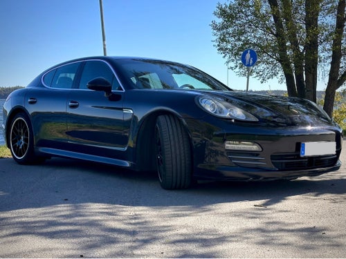 Porsche Panamera 4S