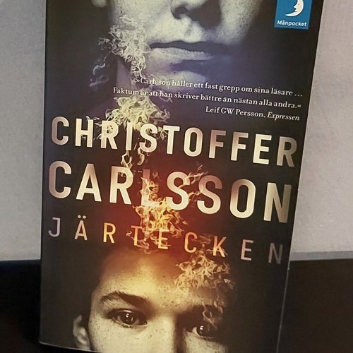 Järtecken av Christoffer Carlsson