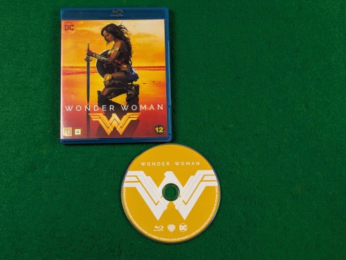 WONDER WOMAN