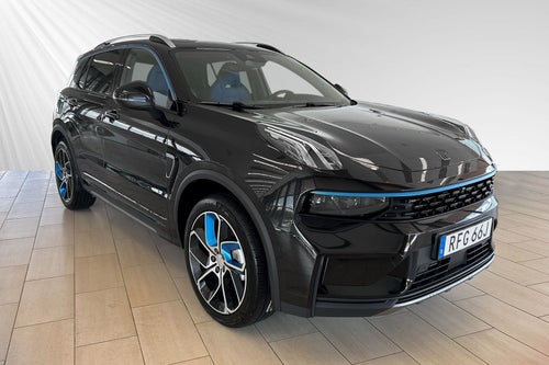 Lynk & Co 01 PHEV Pano 360 Infinity
