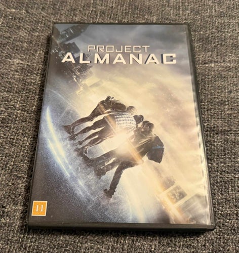 PROJECT ALMANAC (2015) SVENSK UTGÅVA I KALASSKICK!