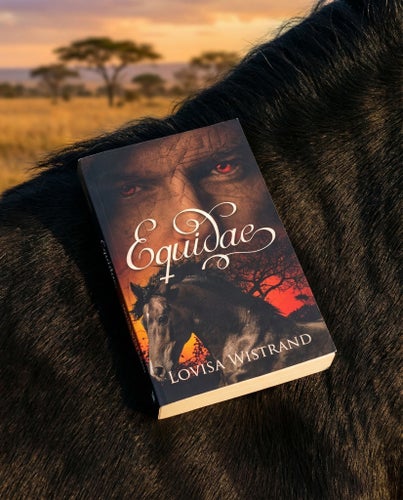 SIGNERAD BOK - Equidae (ny) av Lovisa Wistrand