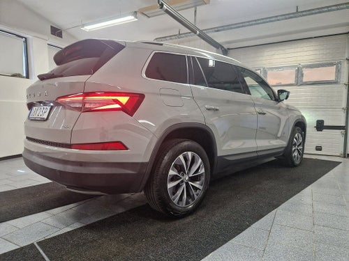 Škoda Kodiaq Skoda 2.0 TDI 200 hk SCR 4x4 Style Läder Drag Cockpit MOMS