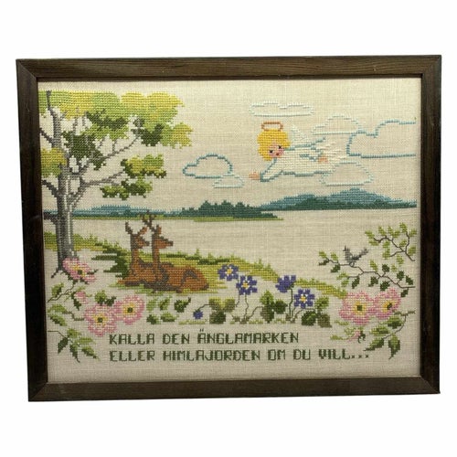 Broderad Tavla Änglamark Djur Blommor Ram 36x44 cm Retro Heminredning