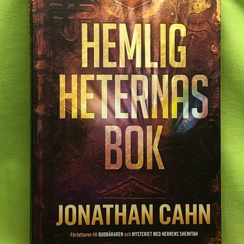Hemligheternas bok hitta dolda skatter i Guds ord / Cahn, Jonathan
