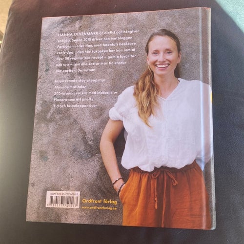 Portionen under tian av Hanna Olvenmark, 2019