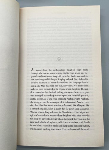 Shalimar the Clown av Salman Rushdie (storpocket på engelska, magical realism)