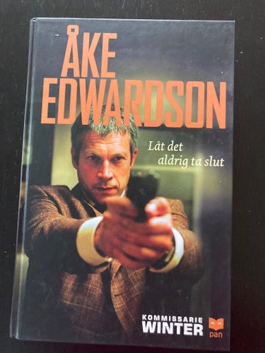Åke Edwardsons 3 böcker