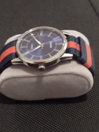 Casio, Herrklocka, Blå Urtavla och Randigt Natoband