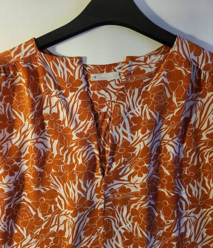ARKET Somrig orange blus, storlek 34