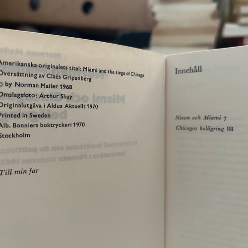 Miami och Chicagos belägring av Norman Mailer, bok, Very Fine plus