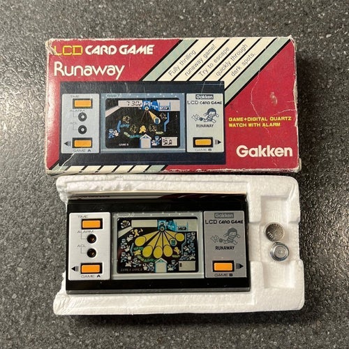 Retro Gakken Runaway LCD Card Game 1982