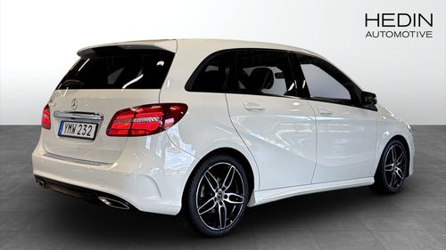 Mercedes-Benz B 180 122hk AMG Night Manuell 1 brukare
